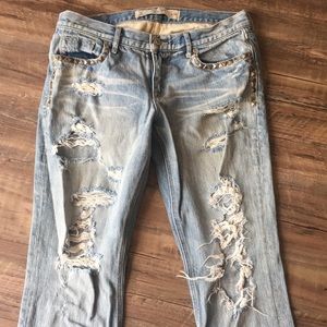 Abercrombie & Fitch ripped jeans Sz. 6 studs
